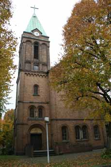 Bild: Die evangelische Kirchengemeinde in Schmachtendorf. (Foto: Stadt Oberhausen)