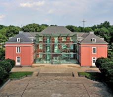 Bild: Die LUDWIGGALERIE Schloss Oberhausen bietet auch 2019 wieder hÃ¶chst interessante Ausstellungen. (Foto: Ludwiggalerie)