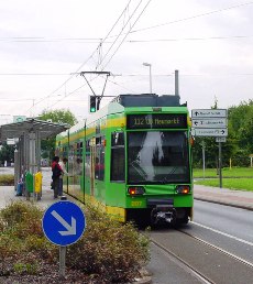 Bild: 		Bislang fÃ¤hrt in Oberhausen nur die Linie 112. Mit dem Ausbau der 105 wÃ¼rden Oberhausen und Essen besser verbunden. (Foto: STOAG)			                    					                    