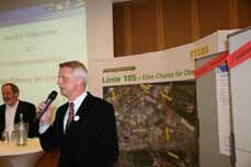 Bild: Peter Klunk, Technischer Vorstand der STOAG, bei der Info-Veranstaltung im Bistro Jahreszeiten in Sterkrade. (Foto: Stadt Oberhausen)